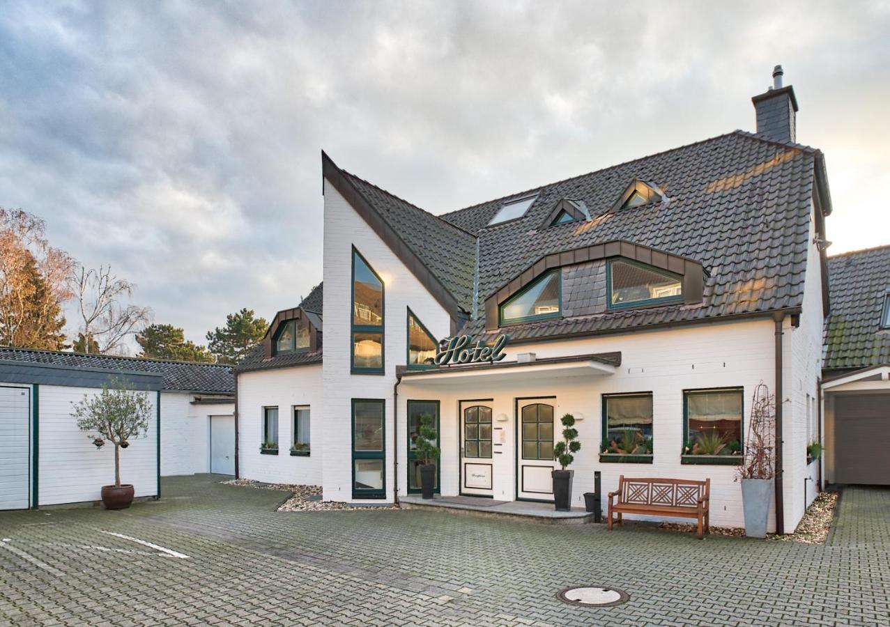Hotel Zur Krone Meerbusch Eksteriør billede